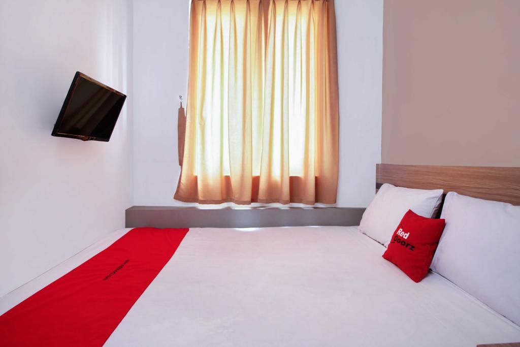 Reddoorz @ Karet Pedurenan 2 Jakarta Exterior foto